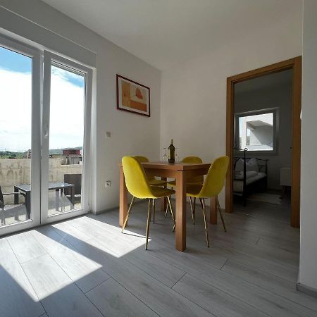 Apartments Petrusic Supetarska Draga Exterior foto